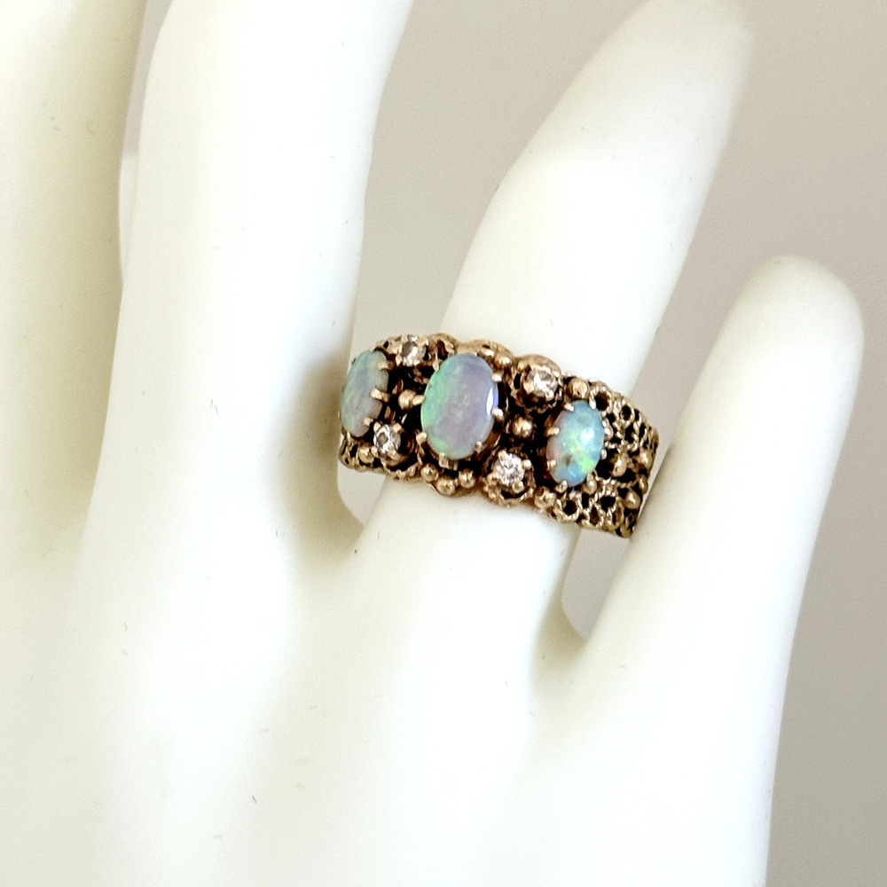 Vintage 14K Yellow Gold Three Stone Opal & Diamonds Filigree Band Ring Size 7.25 - Picture 14 of 16